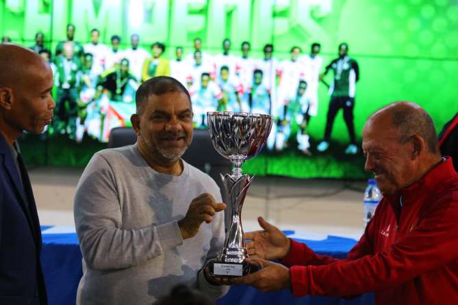 Mambinhas apresentam troféu da Cascais LusoCup à FMF