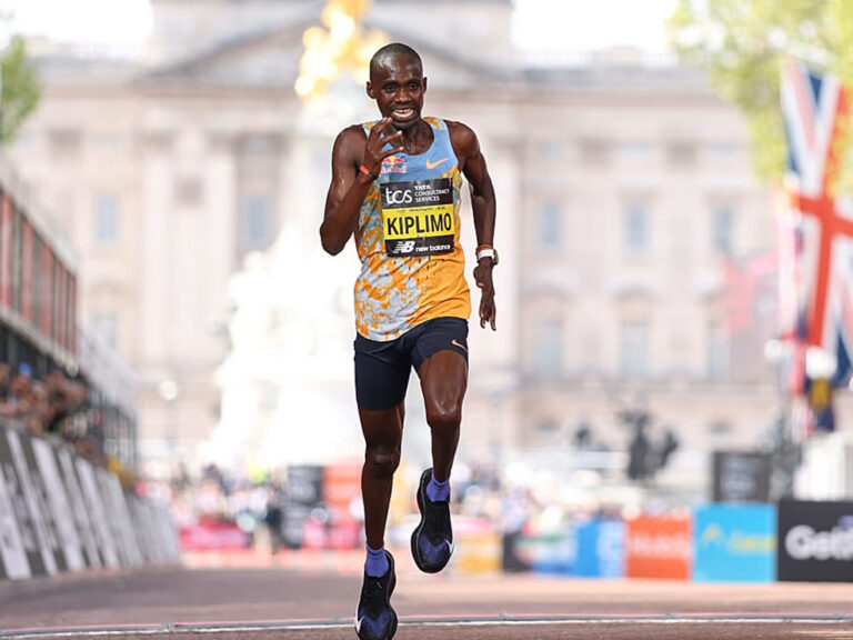 Sawe entra para a história com maratona abaixo das duas horas em Londres